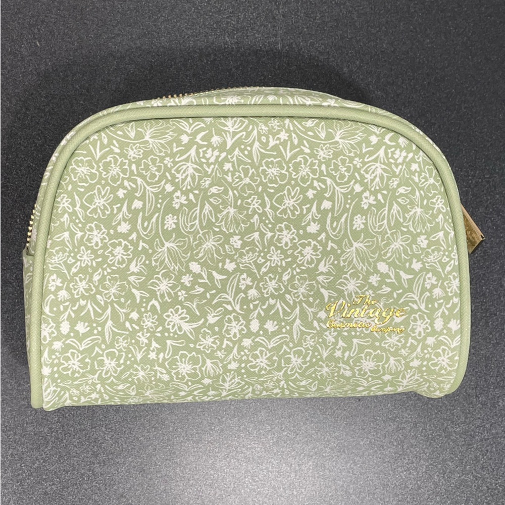 🩵6/$30 — Floral Green Women's makeup Bag